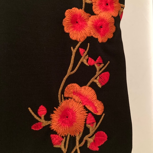 Black slimming dress Asian Floral design great fabric! 🌸 - Picture 11 of 14